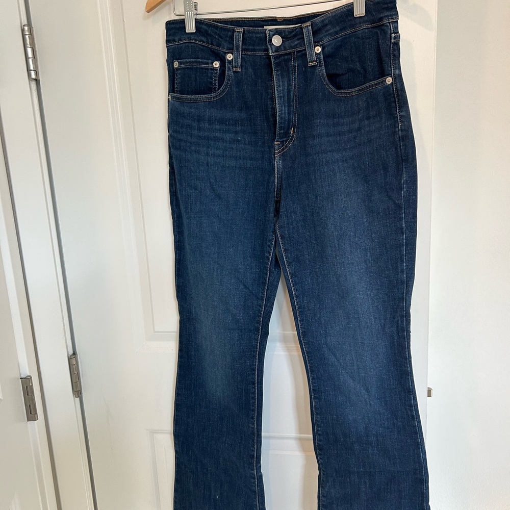 Levi's Dark Blue boot cut Jeans - Picture 2 of 2